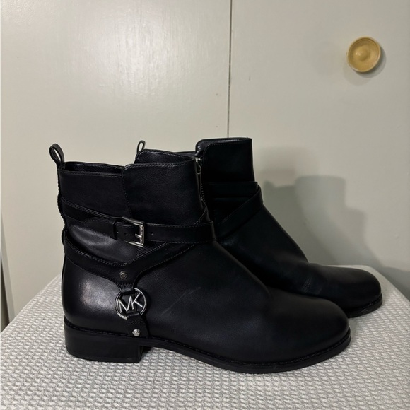 Michael Kors Black Women's Ankle Boots - Picture 1 of 8